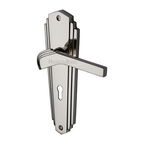 Waldorf Door Handle on Plate(Lever Lock)