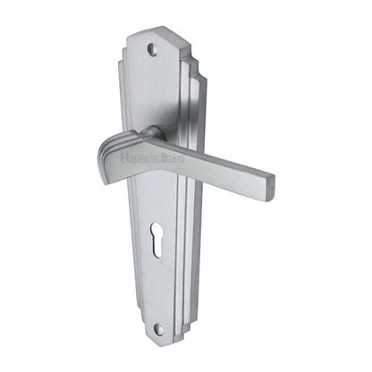 Waldorf Door Handle on Plate(Lever Lock)