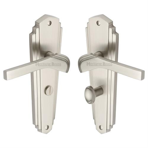 Waldorf Door Handle on Plate (Bathroom Set)